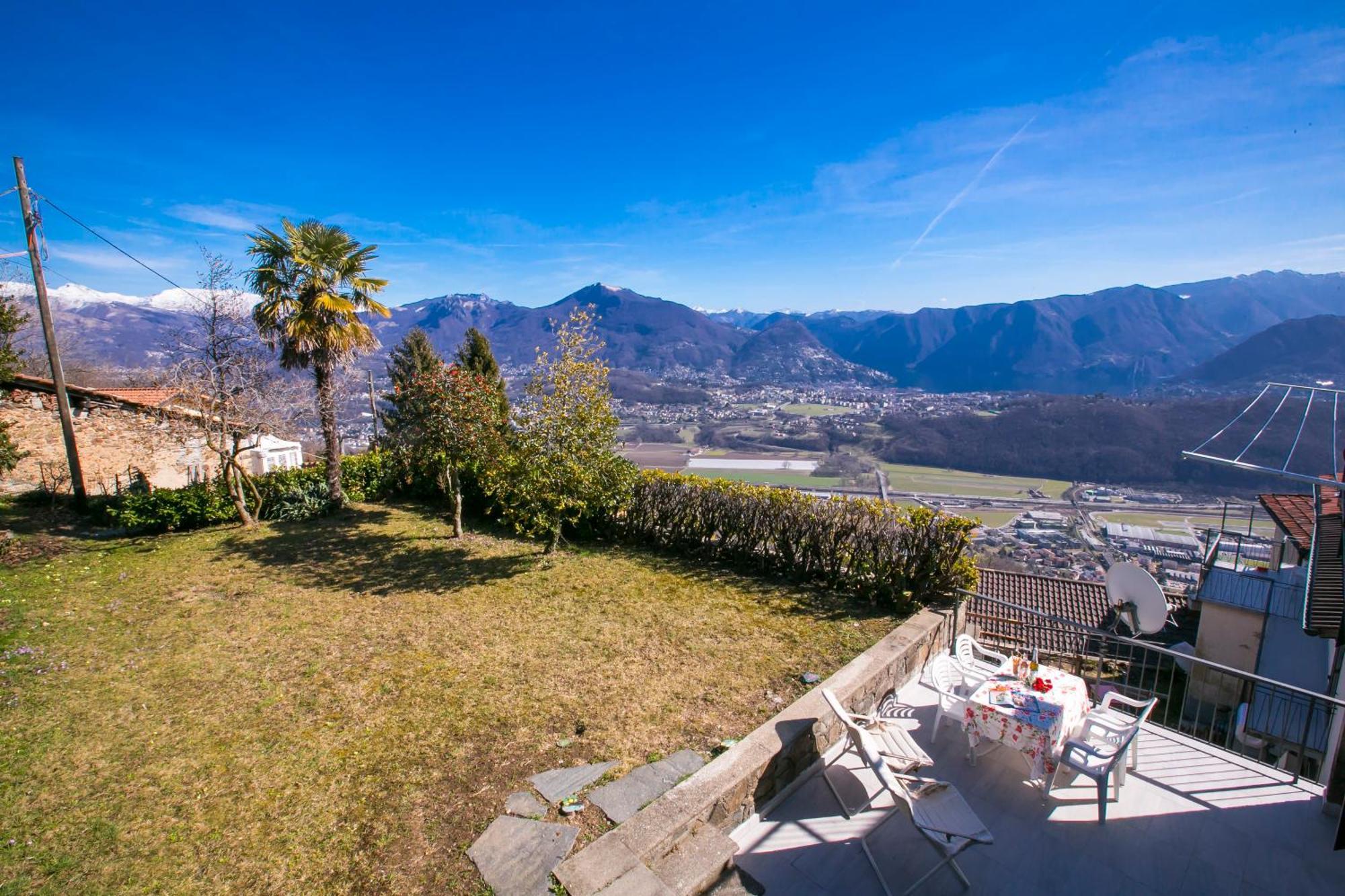 Chalet Cademario - Happy Rentals エクステリア 写真